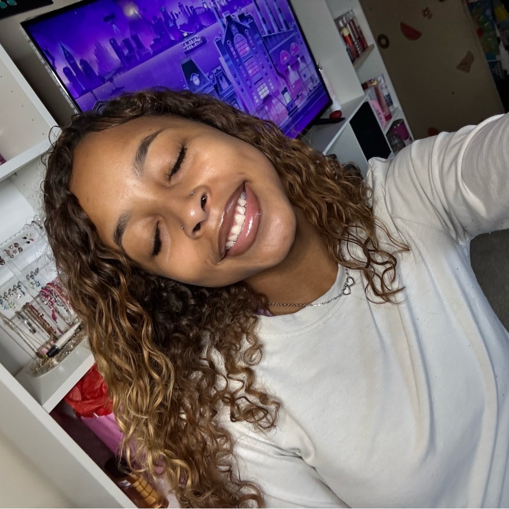 Meet your Posher, Ashyiah